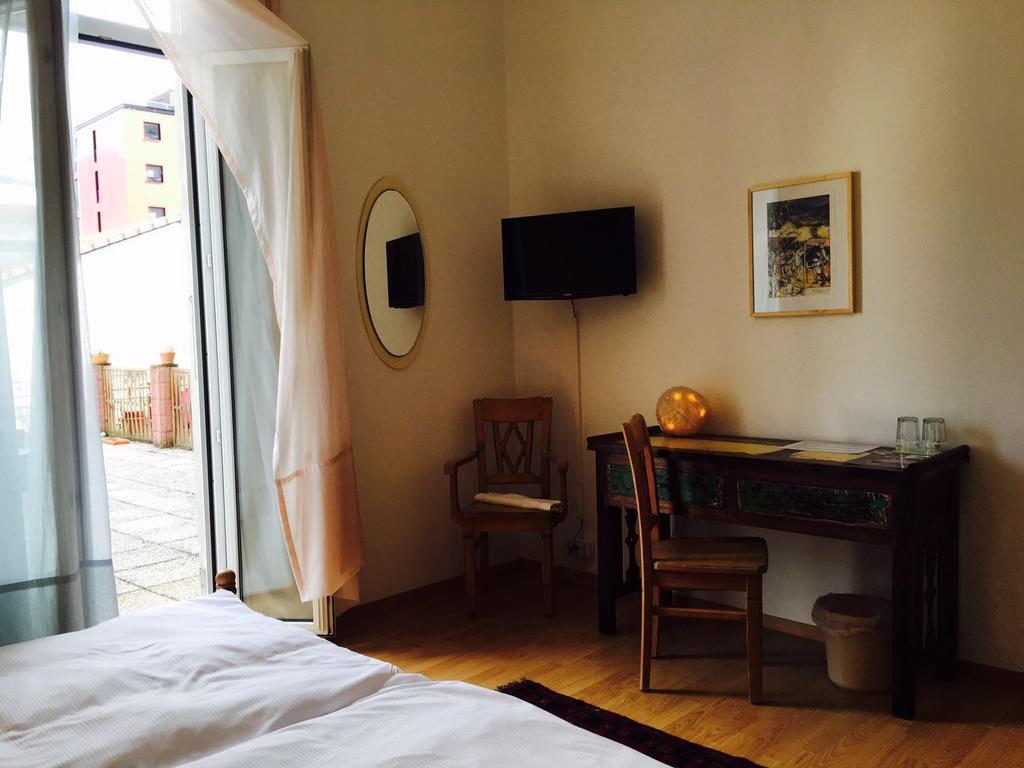 Bottega Del Vino Guesthouse Локарно Екстер'єр фото